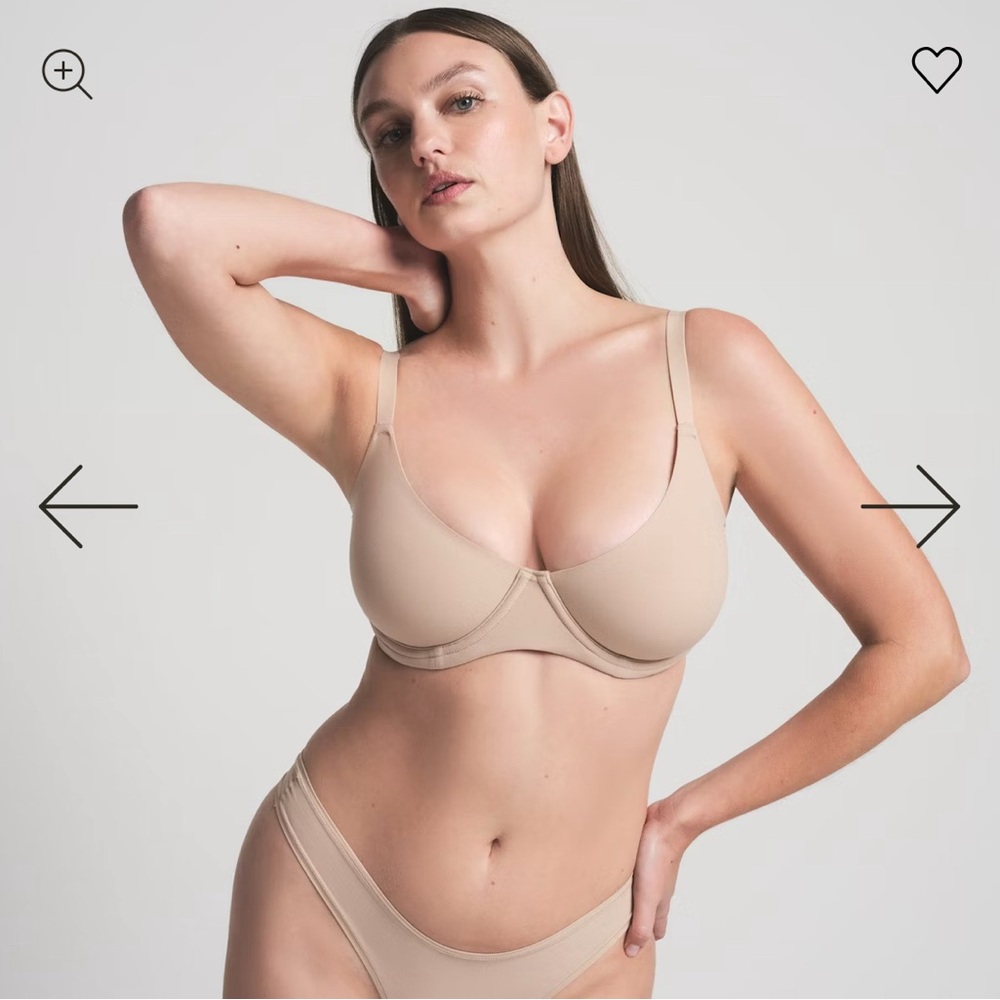 SKIMS Fits Everybody Unlined Demi Bra